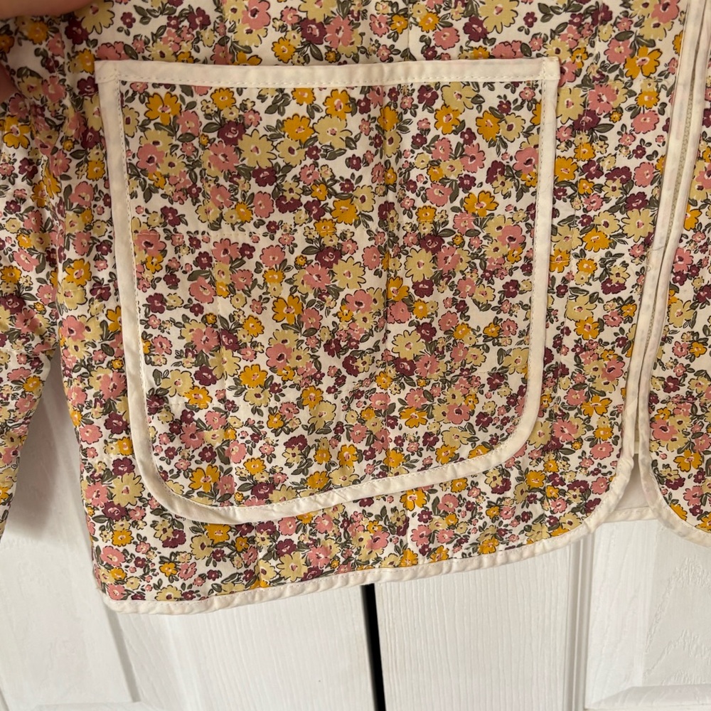 Joe Fresh Jillian Harris x Joe Spring Floral Fresh
Quilted Jacket Size Medium - Picture 5 of 12